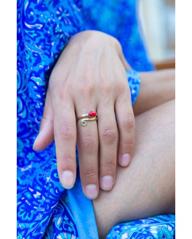 Anillo Dorado Midi Looking Piedra Natural